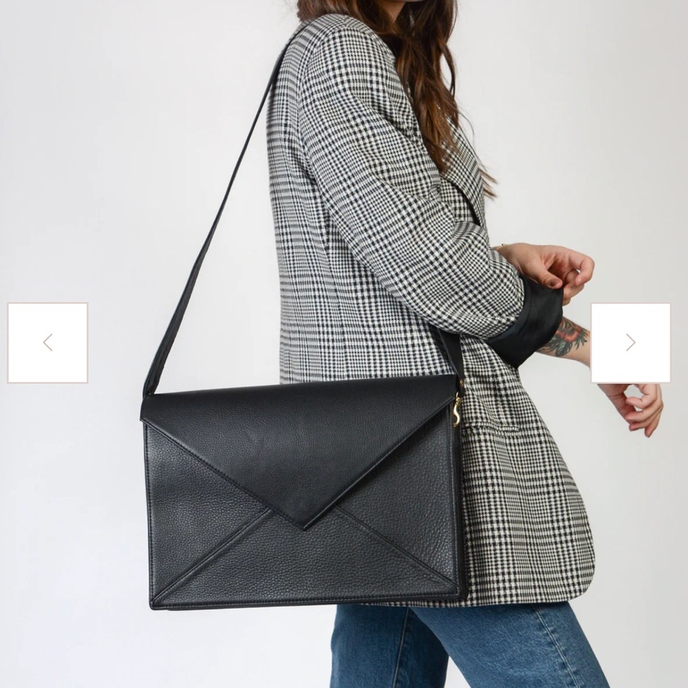 TAH Bags The Envelope Oscar Bag